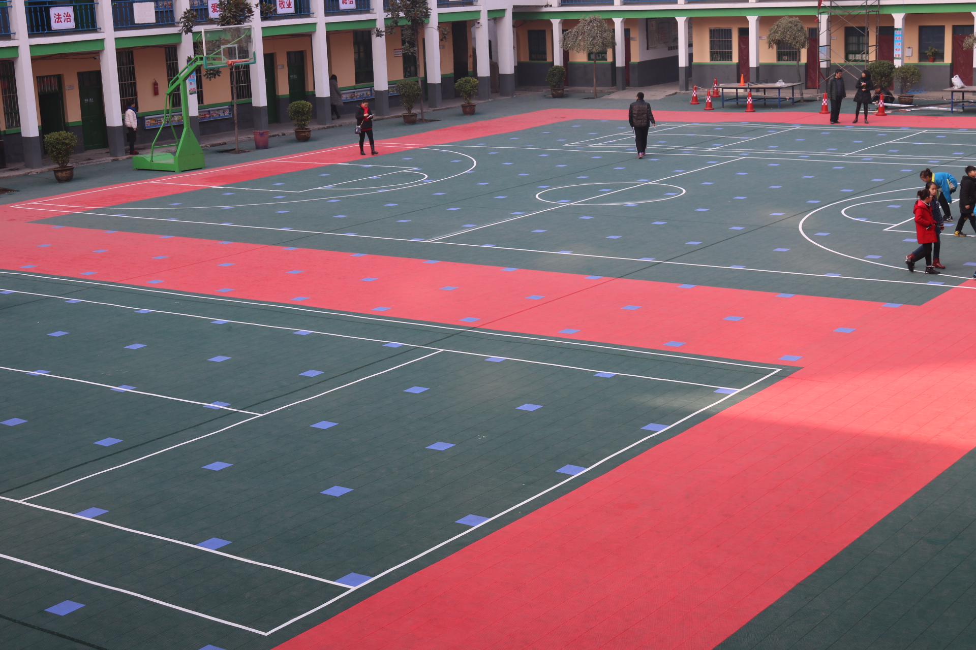 熱烈慶祝仲達塑膠攜手輝縣市城內(nèi)小學美化成功！