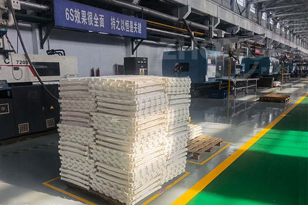 塑料漏縫板適合用于哪種豬舍？