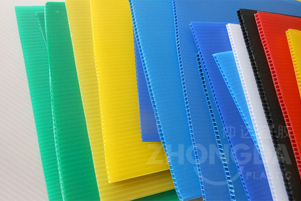 PP中空板的優(yōu)點具體表現(xiàn)在哪些方面？